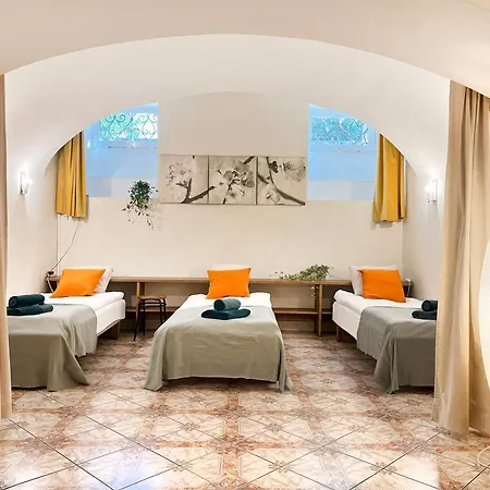 For 12 Guests In Center Appartement *