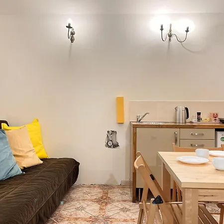 For 12 Guests In Center Апартаменты